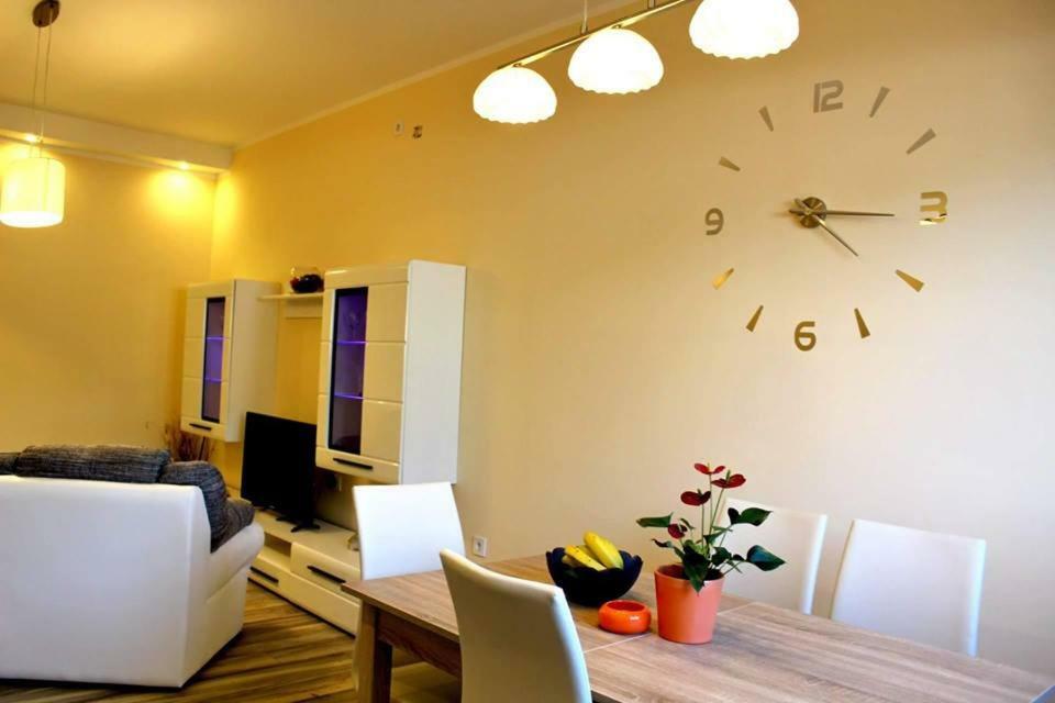 Apartments Klaudija Пула Экстерьер фото