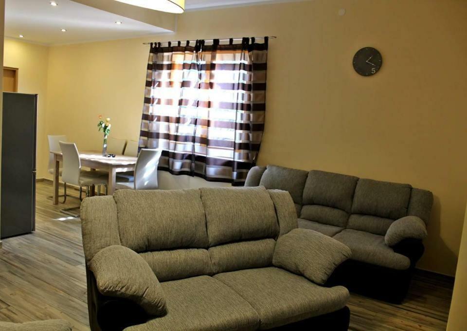 Apartments Klaudija Пула Экстерьер фото