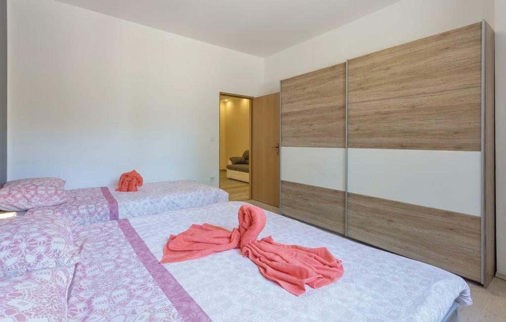 Apartments Klaudija Пула Экстерьер фото